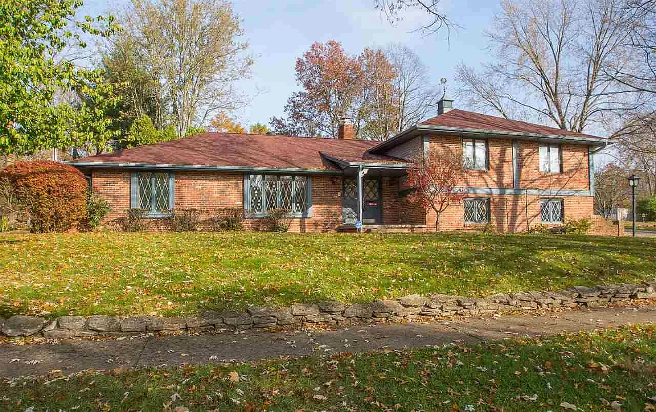 2221 E Covenanter Dr photo 1