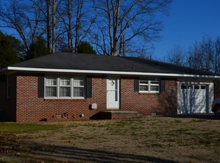 810 Peachtree St, Athens, AL 35611