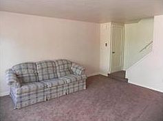 5th image of 33 Glenview Ave