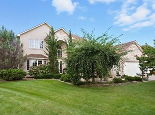17949 Strawberry Ct, Eden Prairie, MN 55347