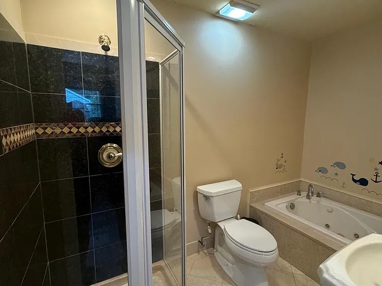 3332 Philmont Ave — Photo 21