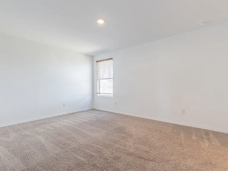 4310 Fluvial Cir — Photo 18