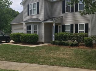 2905 Berwick Rd, Charlotte, NC 28269