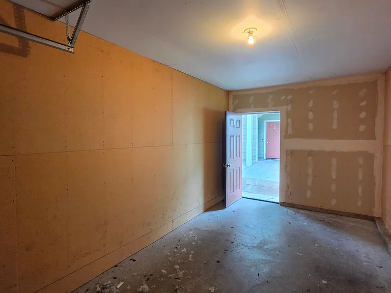 4104 Hillview Way — Photo 21