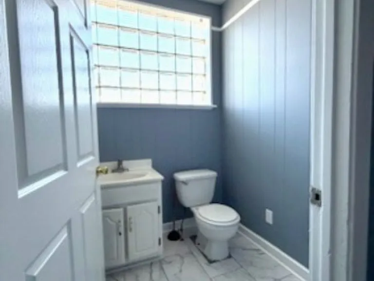 8 Saint John Street — Photo 11