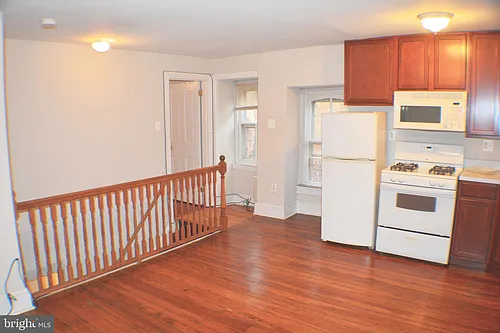 247 W Rittenhouse St #3A Photo 1