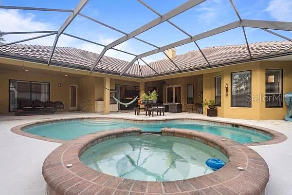 4 bed, 3.5 bath, 3831 sqft, $4,900 — Photo 3