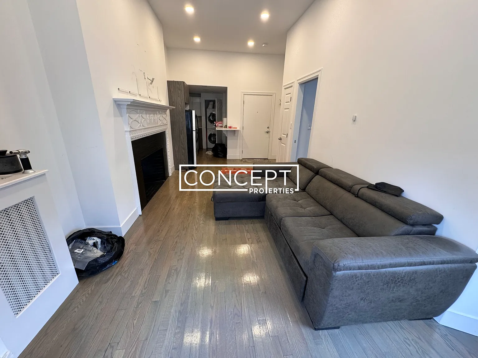 1 bed, 550 sqft, $3,050 — Photo 2