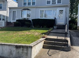 43-17 248th St, Flushing, NY 11363