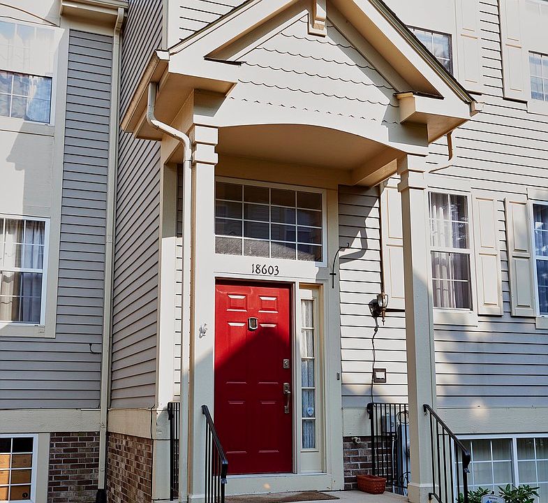 1st image of 18603 W Sterling Ct