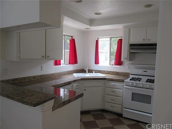 5th image of 1913 Glenoaks Blvd Unit 154