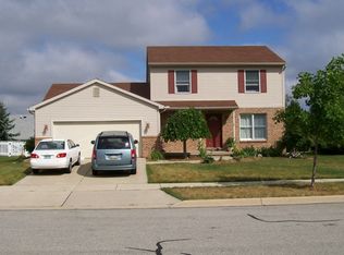 1421 Middlewood Dr, Saline, MI 48176