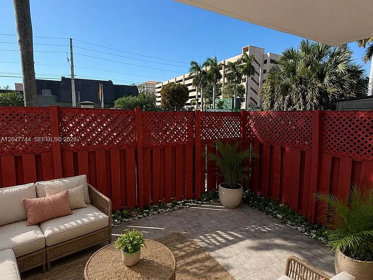 8601 SW 94th St #105W — Photo 18