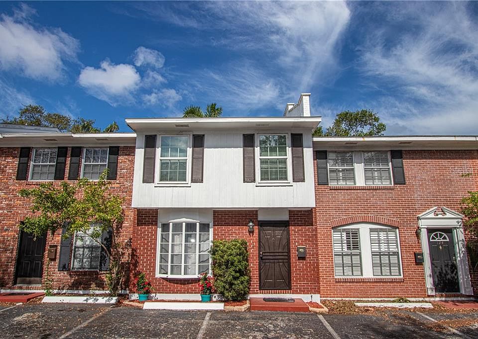 1st image of 122 Kenwood Ave #122