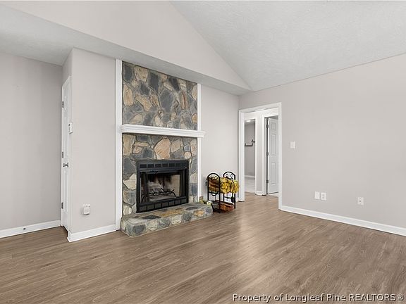 3rd image of 6438 Applewhite Rd