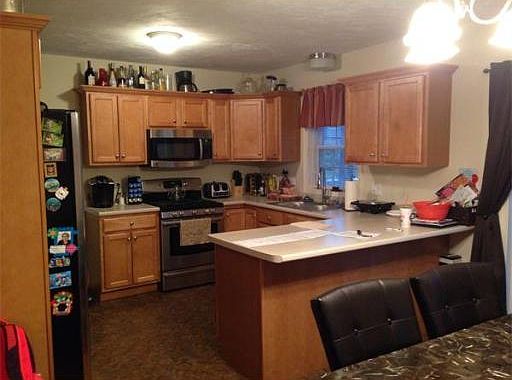 4th image of 1884 Phillips Rd