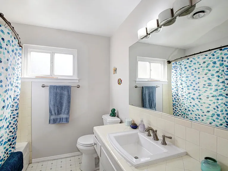 1201 Oak Ave — Photo 15