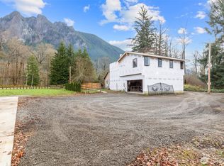 42714 SE 100th St, North Bend, WA 98045