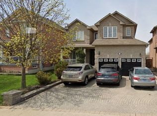 4 Ivory Tusk Ct, Brampton, ON L6R 3C5