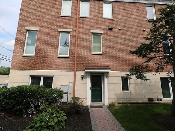 2nd image of 60 E Blackwell St APT A