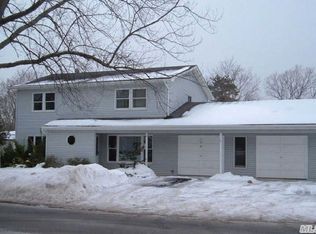 174 Browns Rd, Nesconset, NY 11767