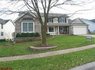 406 Saint Thomas Isle Ln, Grover, MO 63040