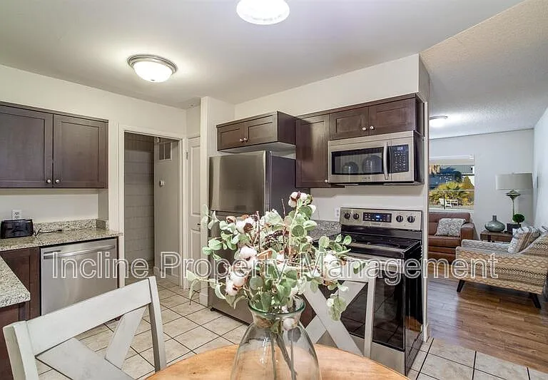 781 N Valley View Dr #16 — Photo 40