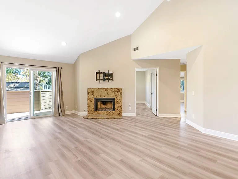 24368 Sage Ct — Photo 4