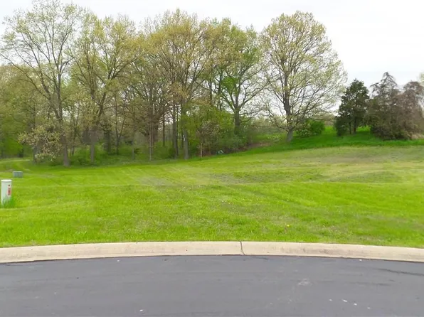 Coronado Dr, Jackson, MI 49201