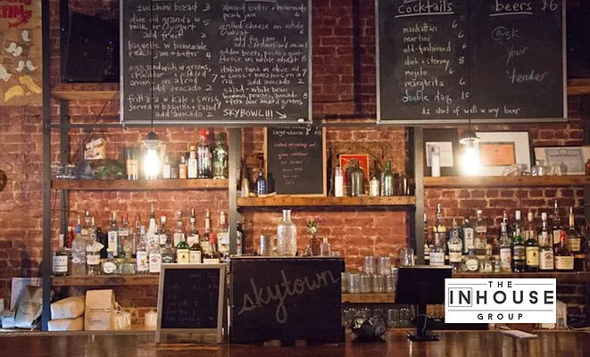 Rented by The InHouse Group | media 25