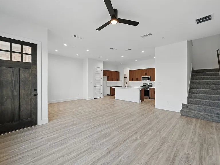 3445 Sanjeev Dr — Photo 3
