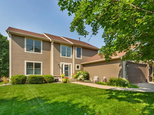 4760 Hummingbird Trl NE, Prior Lake, MN 55372