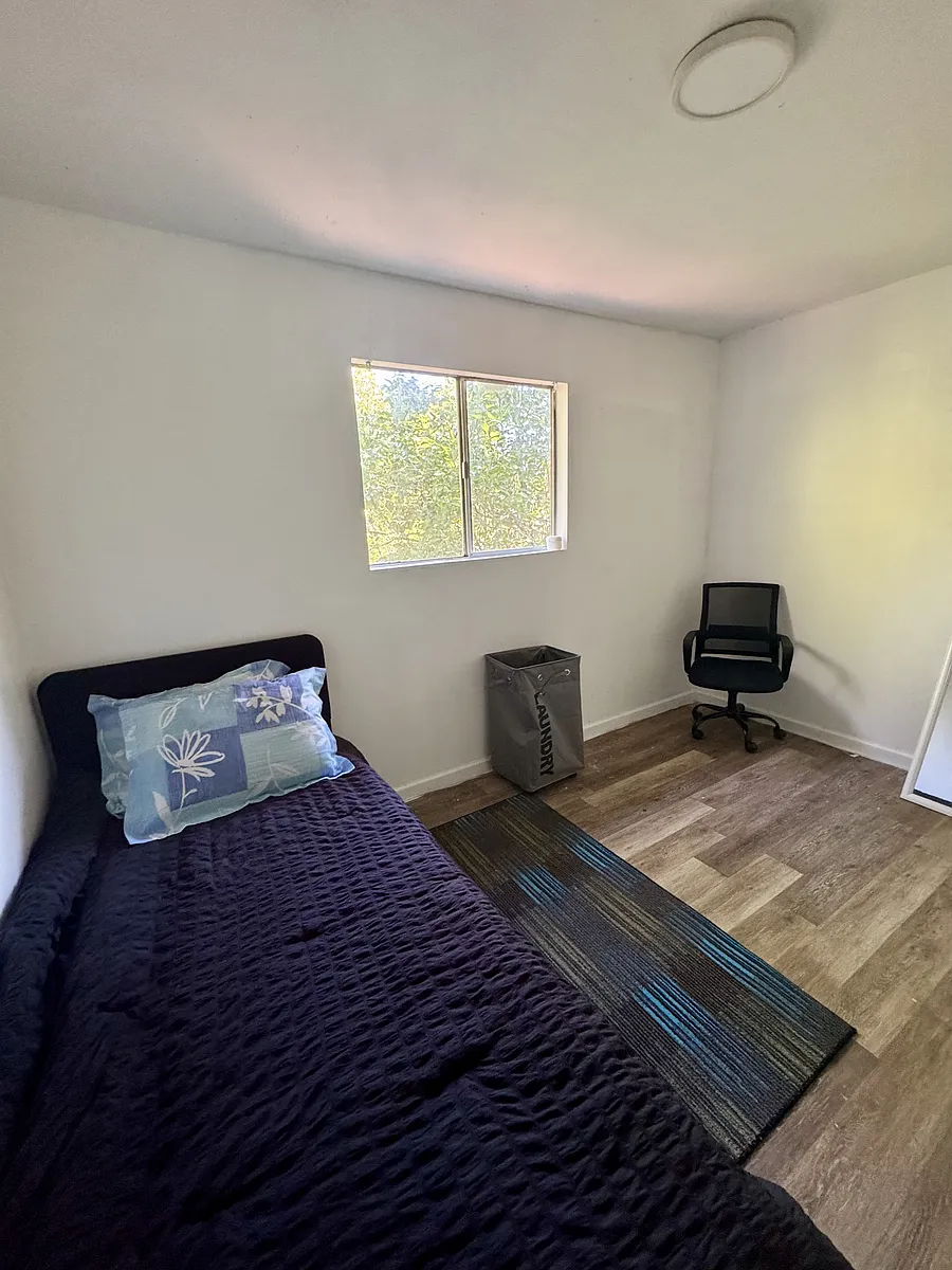 Photo 1 of 9 - 2007 Keith St #1 - Tallahassee, FL Primary Photo - 2007 Keith St #1