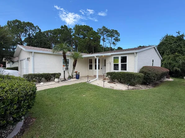 281 Woodside Lake Dr, Ormond Beach, FL 32174