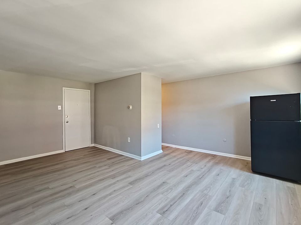 1st image of 7131 Marshall Rd APT B10