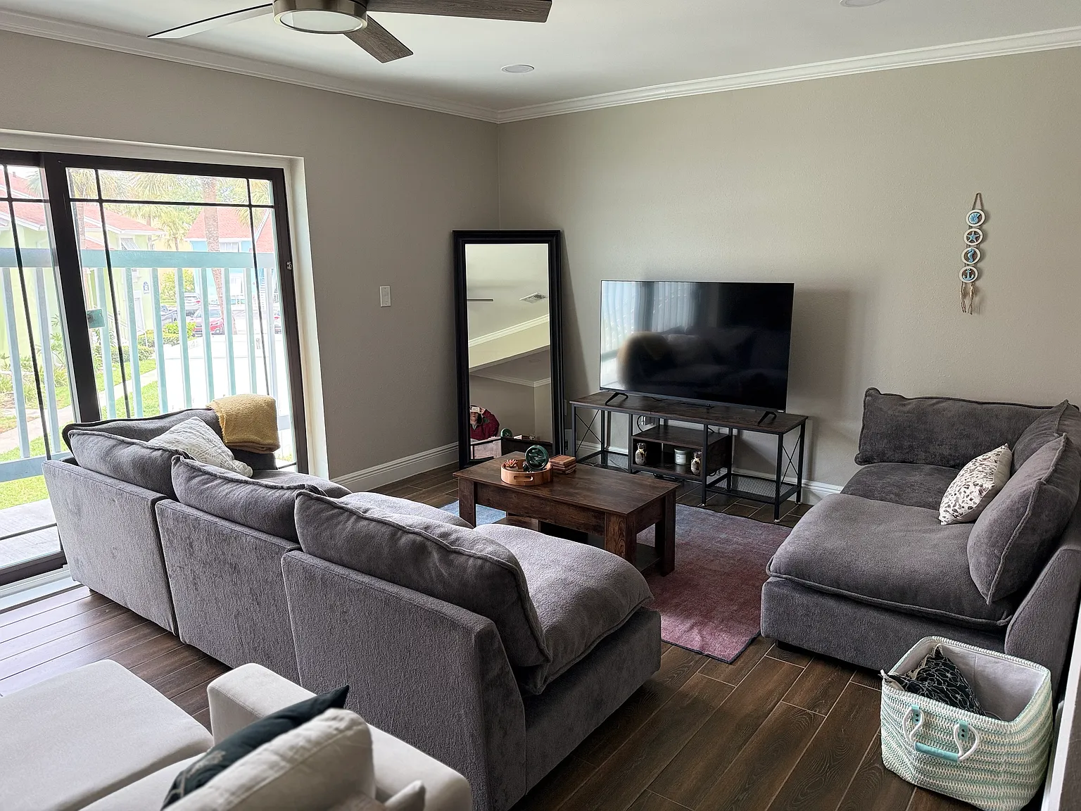 1 bed, 787 sqft, $1,700 — Photo 1