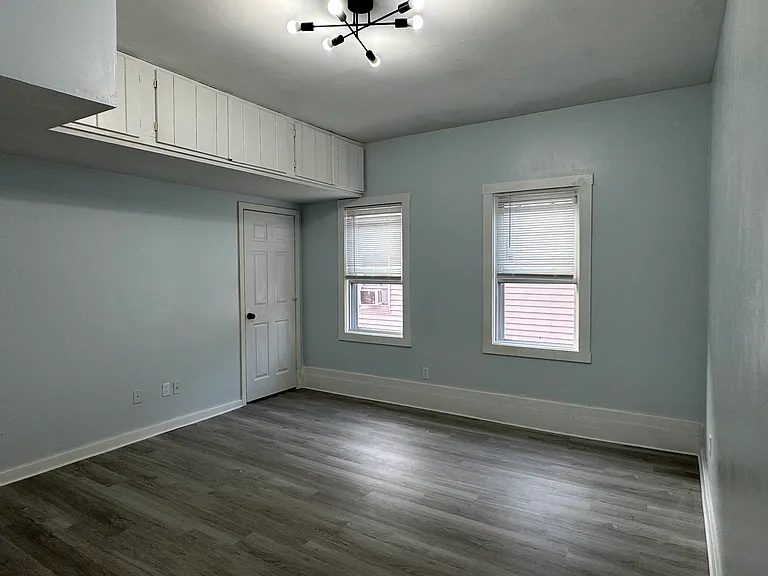 152 Broadway #2 — Photo 3