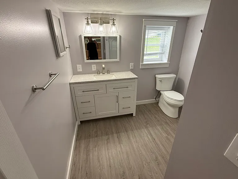40 L St — Photo 11