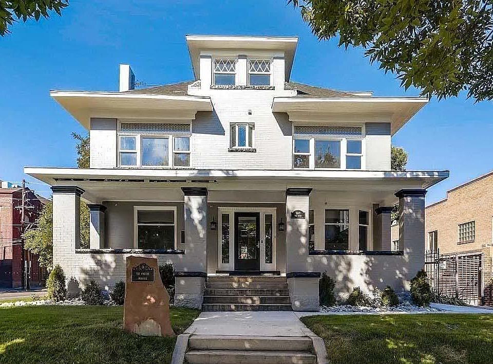 1st image of 1601 York St #100