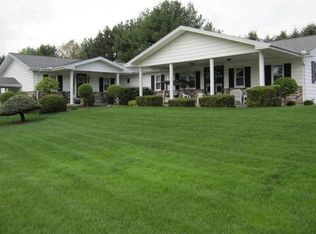 636 Vo Tech Rd, Reynoldsville, PA 15851