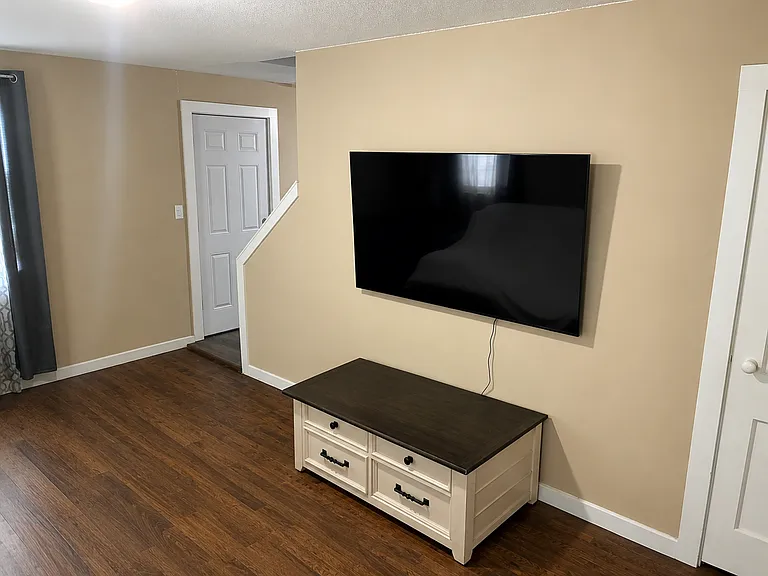 47 Texas Dr #47 — Photo 4