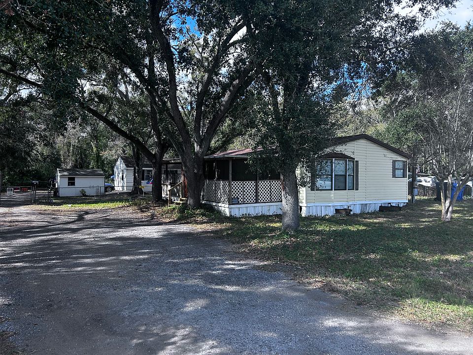 Welcome to 2821 S 90th St, Tampa Unit B