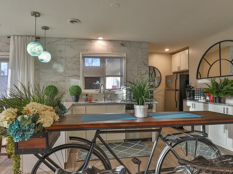 Windsor Palms Apartment Homes — Photo 11