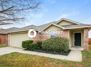 1413 Castle Ridge Rd, Fort Worth, TX 76140