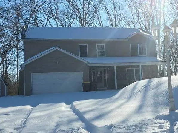 116 Gap View Rd, Milford, PA 18337