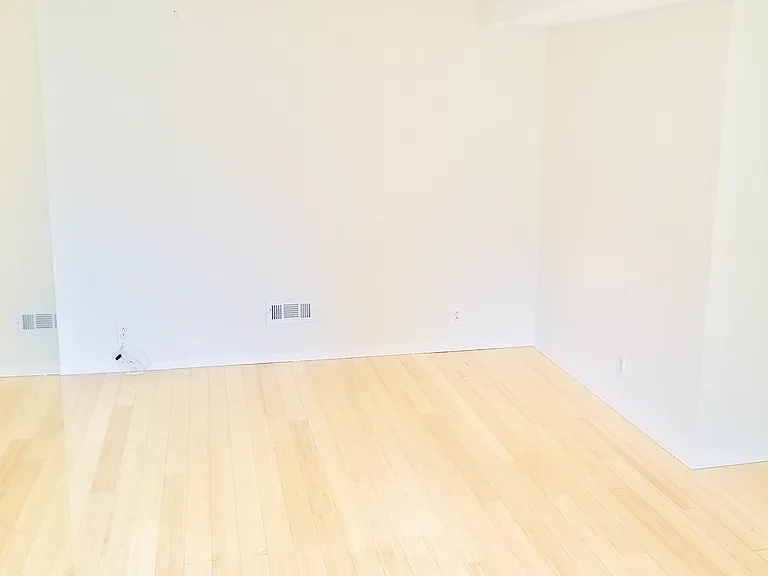 536 Mississippi St — Photo 10