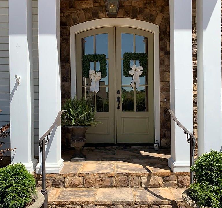 1st image of 2082 W Wellsgate Dr