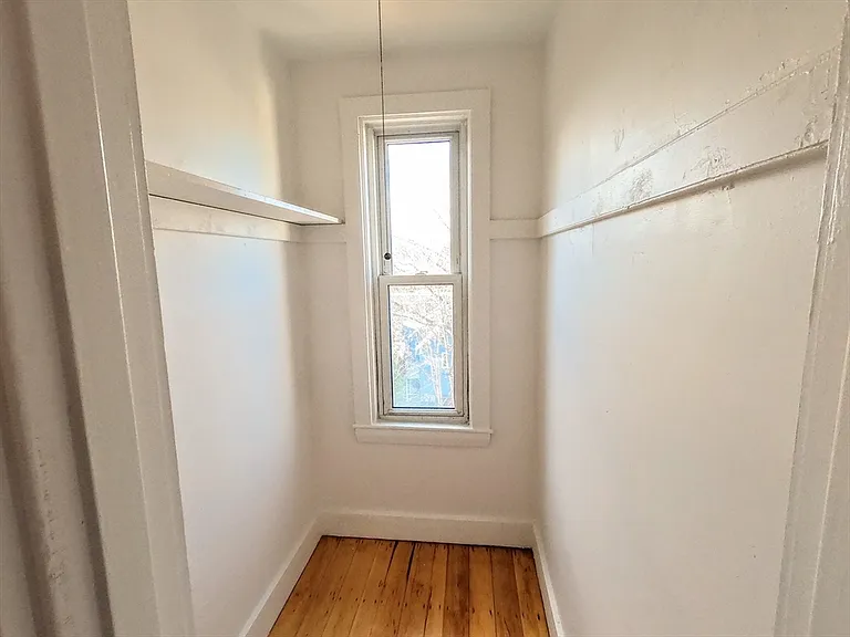 90 Wenham St #3 — Photo 11