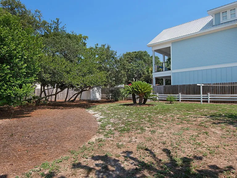 82 Cobia St — Photo 32