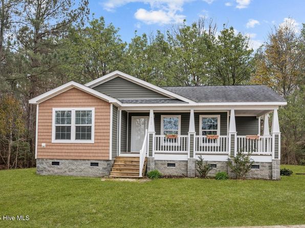 710 Carolina Avenue, New Bern, NC 28562